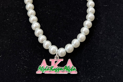 AKA Alpha Kappa Alpha Ivy Pearl NECKLACE w/ Earrings