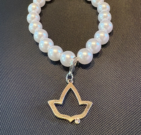 Ivy Outline Pearl Charm Bracelet