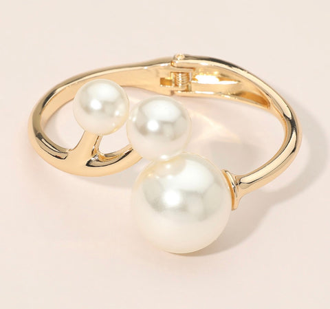Gold Bold Pearl Tip Hinged Bangle Bracelet (Copy)