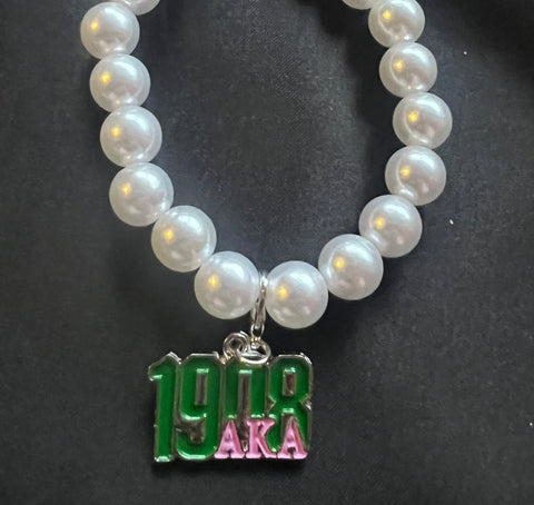 Green 1908 AKA Pearl Bracelet